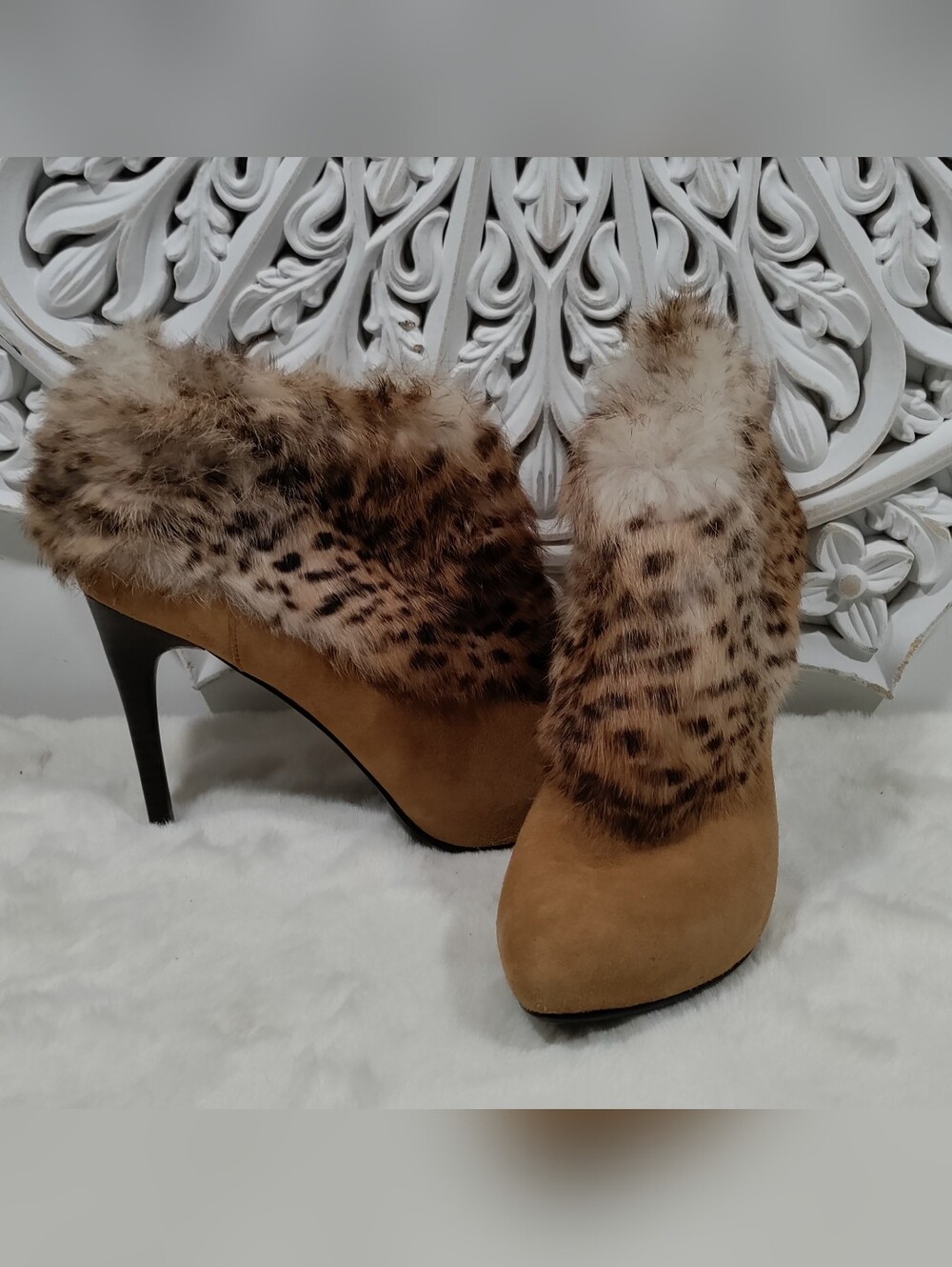 Donald J. Pliner Eli Suede Fur Cuff Stiletto Booties Size 8.5